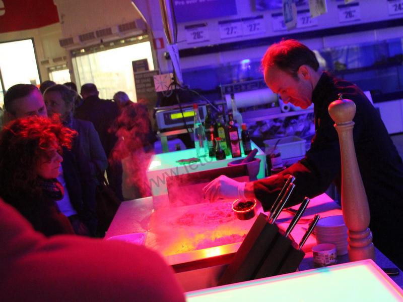 Zabudovateľný gril MO-111